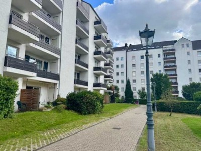 AUFGEPASST!!!! MODERN + KOMPLETT MÖBLIERT