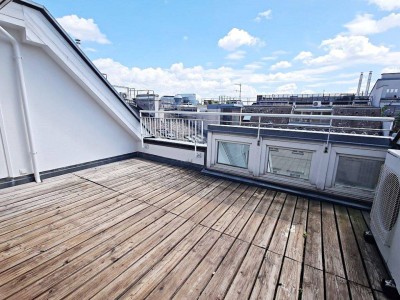 ZELINKAGASSE, DACHGESCHOSS, klimatisierte 157 m2 Maisonette mit 18 m2 Terrasse, 4 Zimmer, Küche, Wintergarten, 2 Bäder, Börse-Nähe