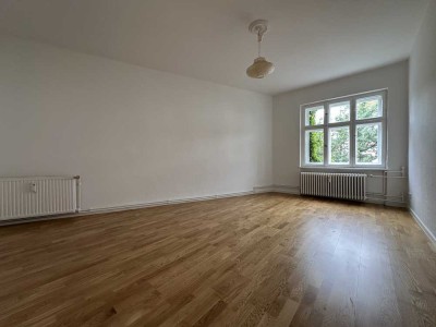 Ruhige 2-Zi-Wohnung mit neuer Einbauküche