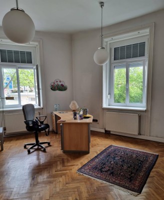 Altbau Erdgeschosswohnung 3 Zimmer 98m² in 1190 Wien