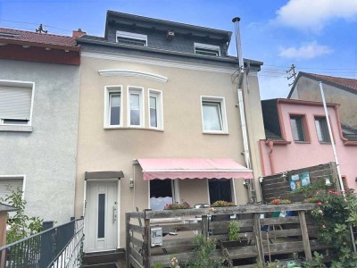 Renoviertes Reihenhaus in zentraler Lage von Saarlouis - Roden
