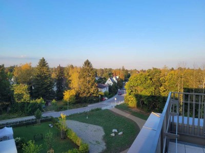 Grün soweit das Auge reicht! Penthouse an der Grenze von Pasing zu Gräfelfing