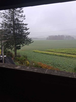 Helle 3-Zimmer Dachgeschosswohnung mit Balkon/Loggia in Lage
