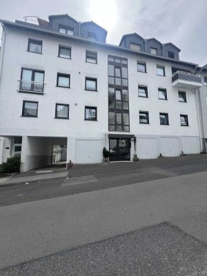 Haus-im-Haus-Gefühl mitten in Remscheid: Exklusive Maisonette-ETW mit Garage & zwei Balkonen