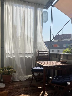 Vollmöblierte 3ZKB Wohnung mit Balkon und Badewanne