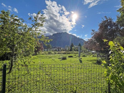 Top-Lage Rif/Salzburg - Süd: Charmante Gartenwohnung mit Untersberg-Blick