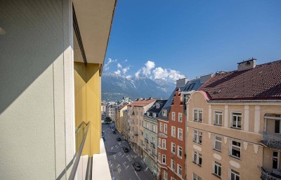 Stadt Carré Wilten: Microapartment mit Loggia und hochwertiger Möblierung