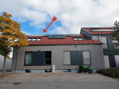 WOHNEN mit BESONDEREM Charme! MAISONETTEwohnung mit HOCHwertiger Ausstattung inkl. EBK! PV-ANLAGE!