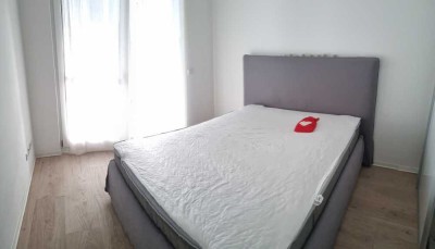 Geschmackvolle 2-Zimmer-Wohnung mit geh. Innenausstattung mit Balkon und EBK in Hochheim am Main