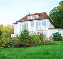 2,5 Zimmer-Wohnung in Altbau mit Terrasse und herrlichem Garten