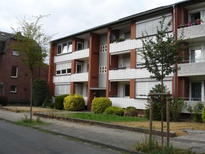 3 Zi. Whg. mit 2 Balkone, Einbauküche und Garage in Kleve Kellen