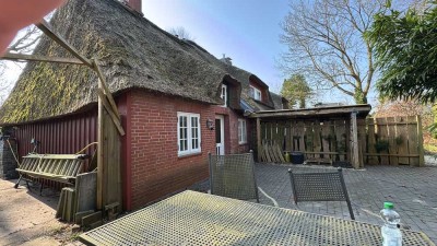 Gepflegtes Endreihenhaus mit Garage in Almdorf