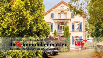 Villa als Mehrfamilienhaus am Kurpark in Badenweiler!