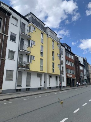 All inclusive 1-WG-Zimmer mit Balkon, vollmöbliert,mit ausgestatteter Küche und Bad - Nähe Campus FH