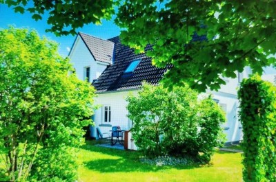 Gemütliches Ferienhaus - nur wenige Schritte bis zur Ostsee - direkt vom Eigentümer *provisionsfrei*