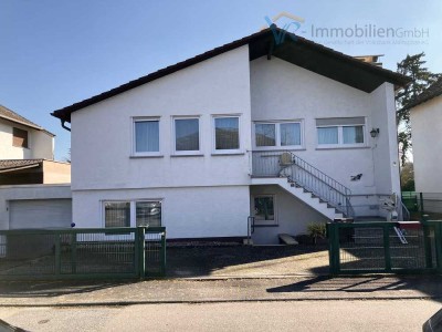 Gepflegtes Architektenhaus in schöner Lage von Ginsheim