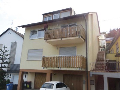 Schöne 2-Zimmer-Wohnung mit Balkon in Karlsruher Höhenstadtteil