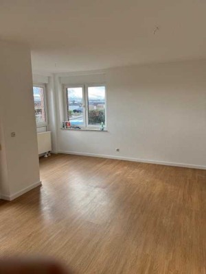 Sehr schöne 3-Zimmer-Whg. mit Balkon