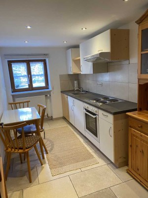 Voll möblierte 2-Zimmer-Wohnung in Schliersee, befristet