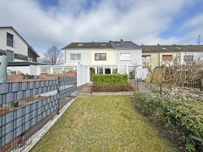 Bad Oldesloe : kleines Reihenmittelhaus mit VK, Wintergarten und Stellplatz am westlichen Stadtrand