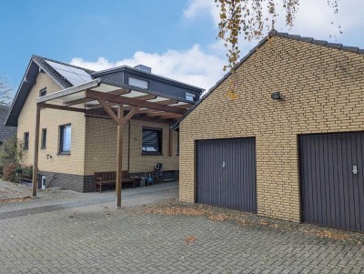 - Provisionsfrei - Zweigenerationenhaus mit Doppelgarage und Carport in Kalkar