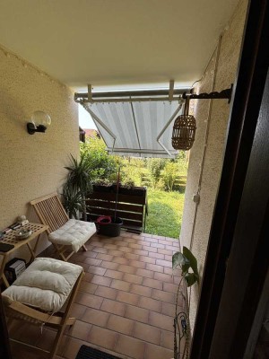 Gepflegte 2-Zimmer-EG-Wohnung mit Balkon und Loggia mit Einbauküche in Hainburg-Hainstadt