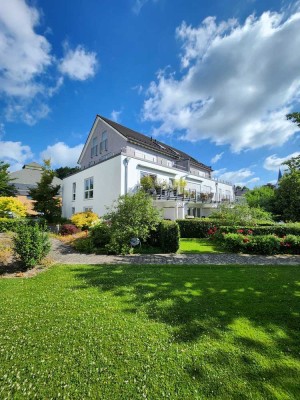 Seniorengerechte 4-Zimmer-Wohnung mit Aufzug, Sonnenbalkon und Gartennutzung in Gummersbach