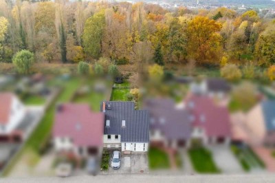 Gepflegtes 4-Zi.-Zuhause mit Garten und Garage in guter Stadtrandlage