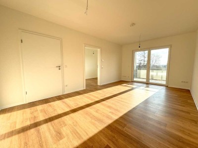 BARRIEREFREI !!! ++HOCHWERTIG SANIERT++1 1/2-ZIMMERWHG. MIT NEUER EBK + BALKON + STELLPLATZ++