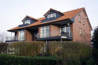 2- Zimmer Dachgeschoss-Wohnung mit Balkon