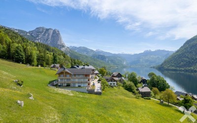 Luxus und Ruhe am GRUNDLSEE! Exclusives Appartement mit Seeblick!