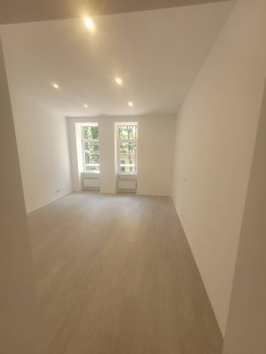 Provisionsfrei! Renovierte 1-Zimmer-Altbauwohnung im 1. Stock - Wien 10