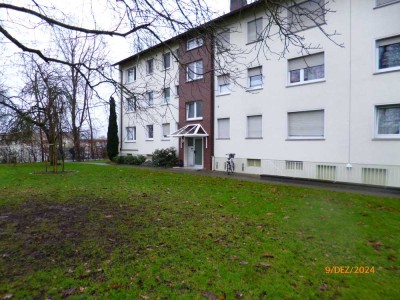 Ansprechende und gepflegte 3-Zimmer-EG-Wohnung mit Balkon und Einbauküche in Minden