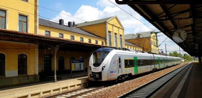 MEGA -》AM BAHNHOF 14 / 1 ZI OASE, SEPARATE KÜCHE, TAGESLICHTBAD !!