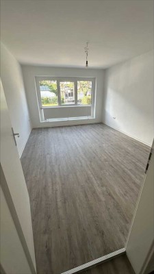 Perfekt für kleine Familien: Erstbezug nach Umbau im Erdgeschoss mit Terrasse