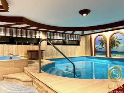 Die Chance: Luxuriöse, sehr wertige Villa in Möhringen