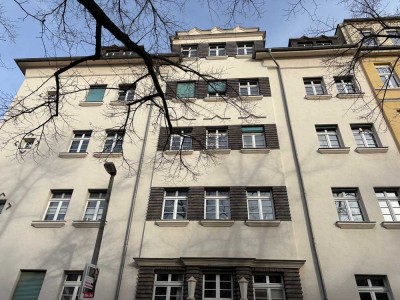 * 3-Zi.-Wohnung * EG * Badewanne * EBK * kein Balkon * frei zum 01.04.2025 *