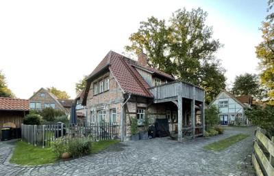 Wohnen im Fachwerkensemble im Herzen Großburgwedels