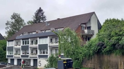 Attraktive 1-Raum-Dachgeschosswohnung  mit Dachterrasse und Fernblick in Wuppertal-Ronsdorf