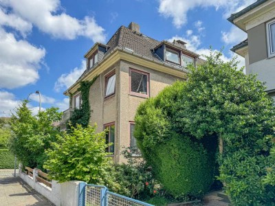 Schönes Stadthaus mit kleinem Garten Nähe Holzhafen mit drei Optionen zur Nutzung