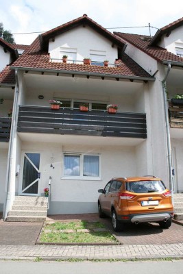 Elegantes Einfamilienhaus mit 6 Zimmern in Bann