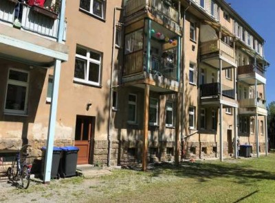 2-Zimmer-Wohnung mit Balkon zu vermieten! NEU REOVIERT!