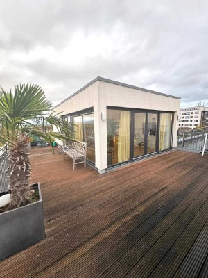 � Penthouse mit Skyline-Blick – Ihr neues Zuhause über den Dächern Frankfurts