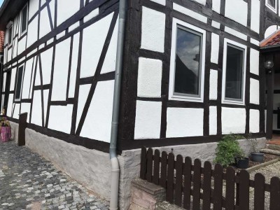 Sanierte 2-Raum-EG-Wohnung und EBK in Emmerthal