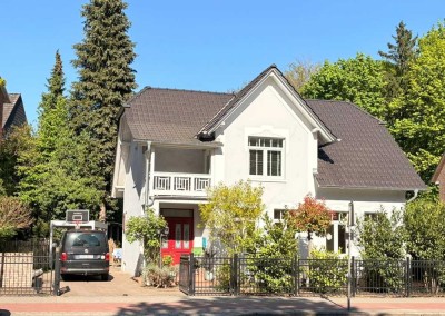 Jugendstilvilla mit Architektenanbau von privat im Villenviertel Ahrensburg