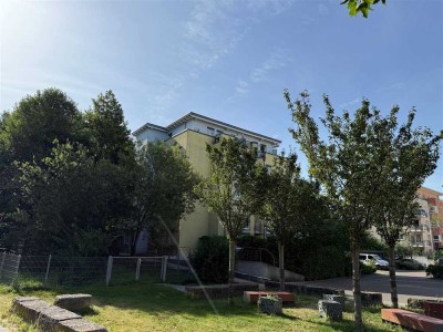 Schöne, vermietete 2 Zimmer Wohnung in FR-Vauban (Schlierberg)
