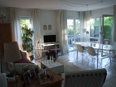Helle- 2 Zi-Whg. inkl. neuer Einbauküche - Süd Terrasse - renoviert- für 1 Person