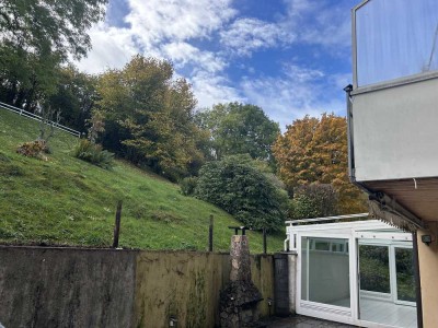 Ruhig,  grün und sonnig.  Tolle Lage! 4,5-Zi-Whg., Wintergarten, Terrasse, Blk. FREI - Sackgasse!