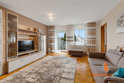 ImmoSpace *** Charmante 3-Zimmer-Wohnung mit Balkon&Garage im 1. OG ***