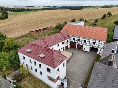 Drei-Seit-Hof/Bauernhof mit Geschichte und Zukunft – Raum für Familie, Handwerk und Selbstverwirklic